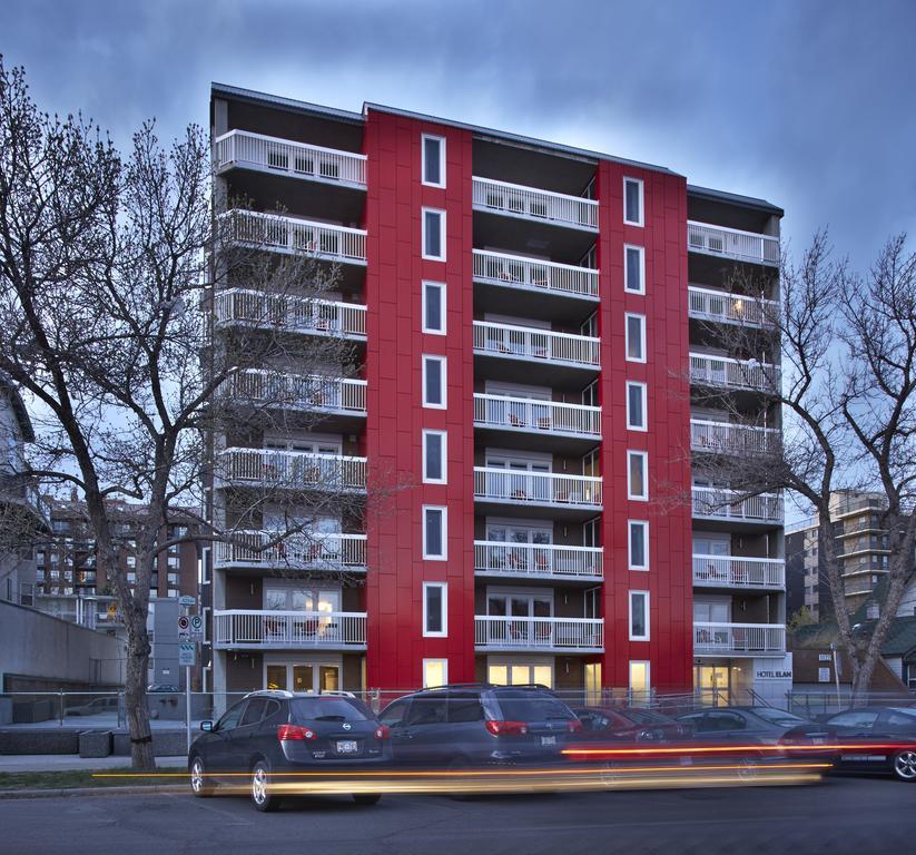 Hotel Elan YYC Kültér fotó